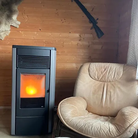 Urlaubsstube1982 - Wildromantisch Mit Kamin Und Rustikalem Charme *